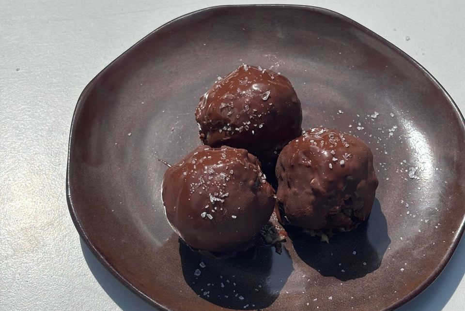 Bounty Protein Bites: Healthy, No-Bake Coconut Snack with LØUCO