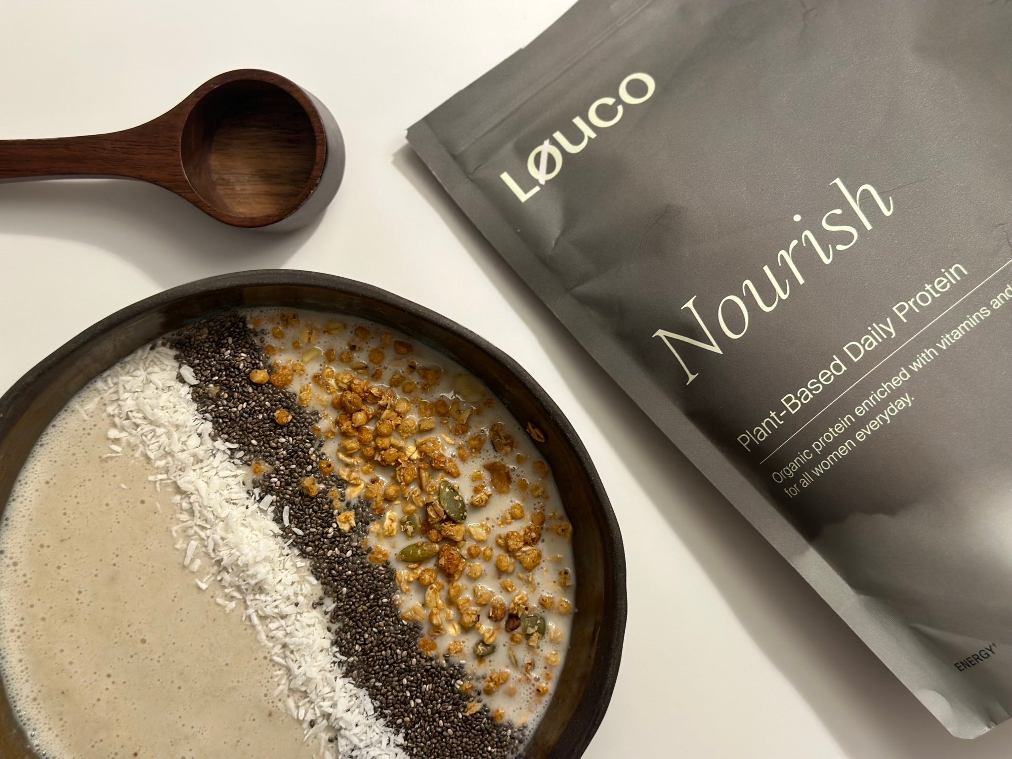 High-Protein Smoothie Bowl Recipe | Nourish with LØUCO