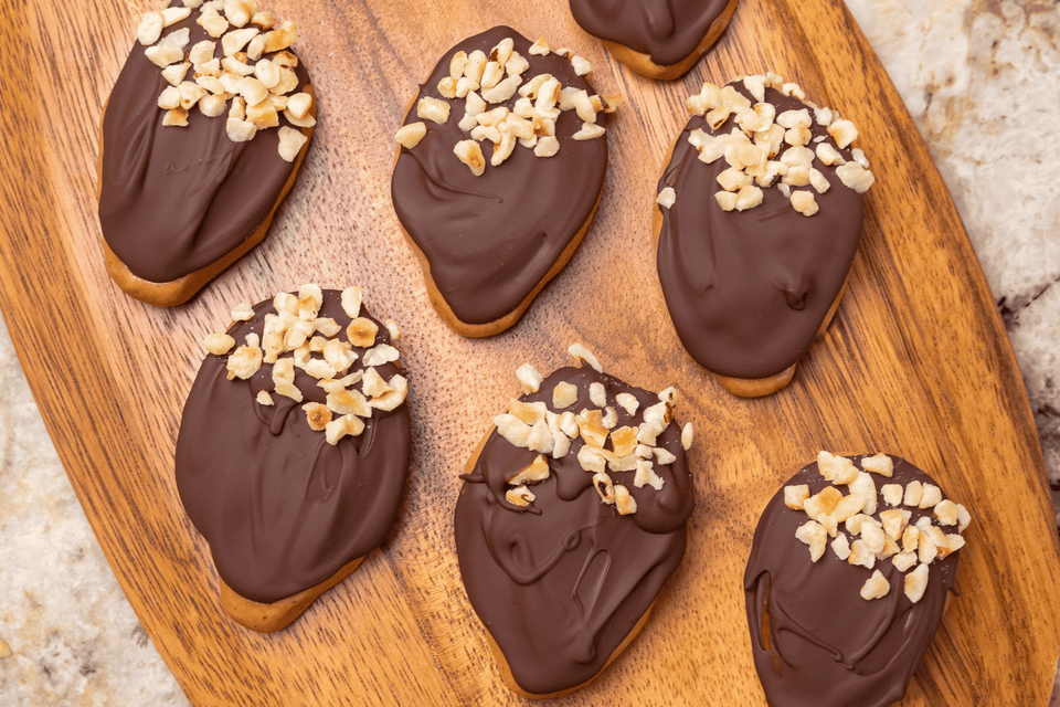High-Protein “Reese’s” Easter Eggs By LØUCO